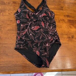 Eddie Bauer Black Pink floral one piece Swimsuit size XXL